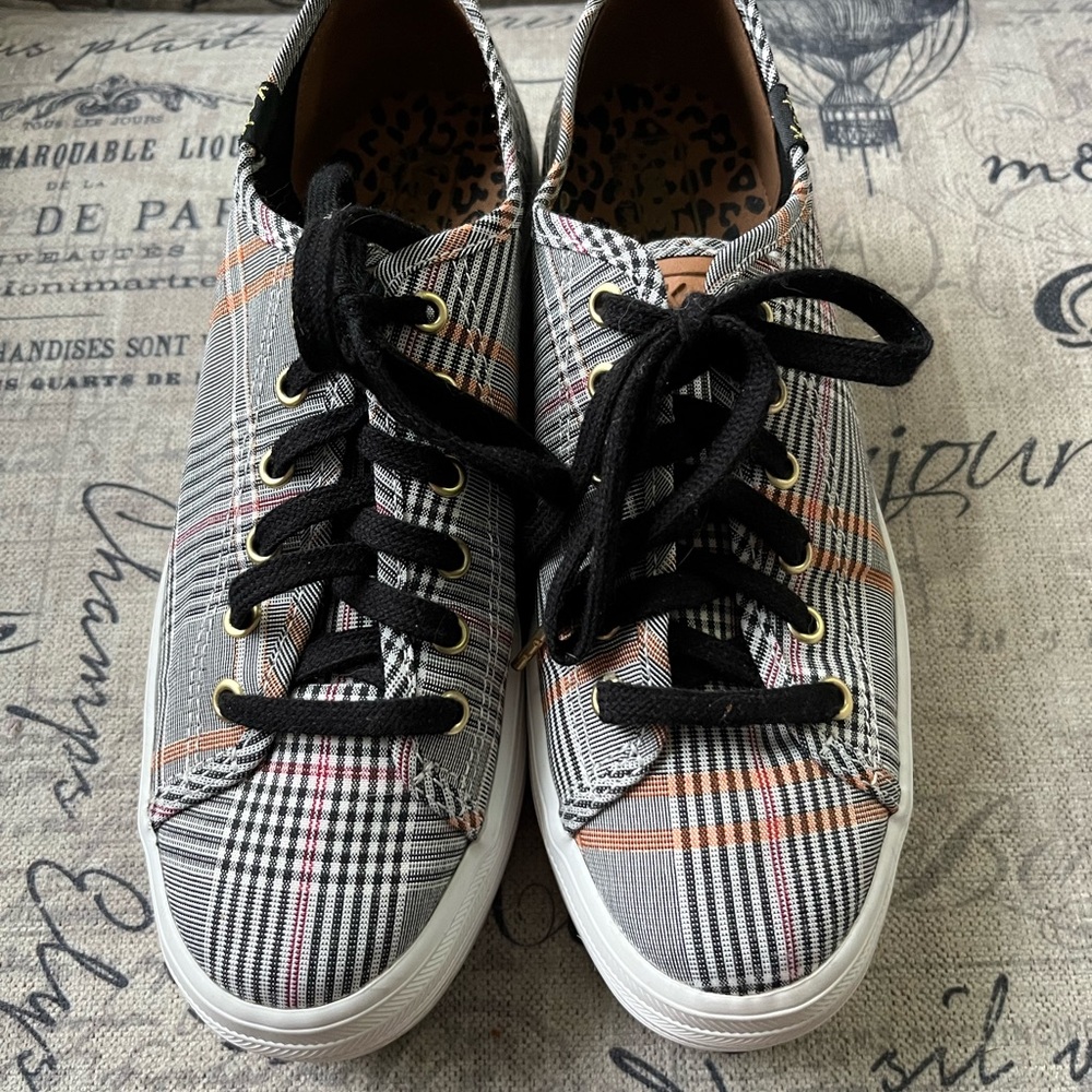 Keds triple up platform Plaid Sneakers with Black Laces